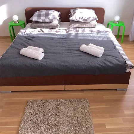 Apartment Lily's - 5 Minutes To Charles Bridge *