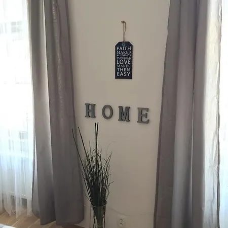 Lily's - 5 Minutes To Charles Bridge Apartment *