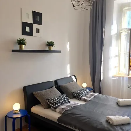 Apartment Lily's - 5 Minutes To Charles Bridge