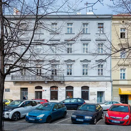 Lily's - 5 Minutes To Charles Bridge Apartment